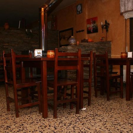 Hotel A Taberna De Vento Lalín Zewnętrze zdjęcie