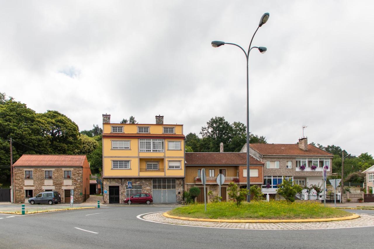 Hotel A Taberna De Vento Lalín Zewnętrze zdjęcie