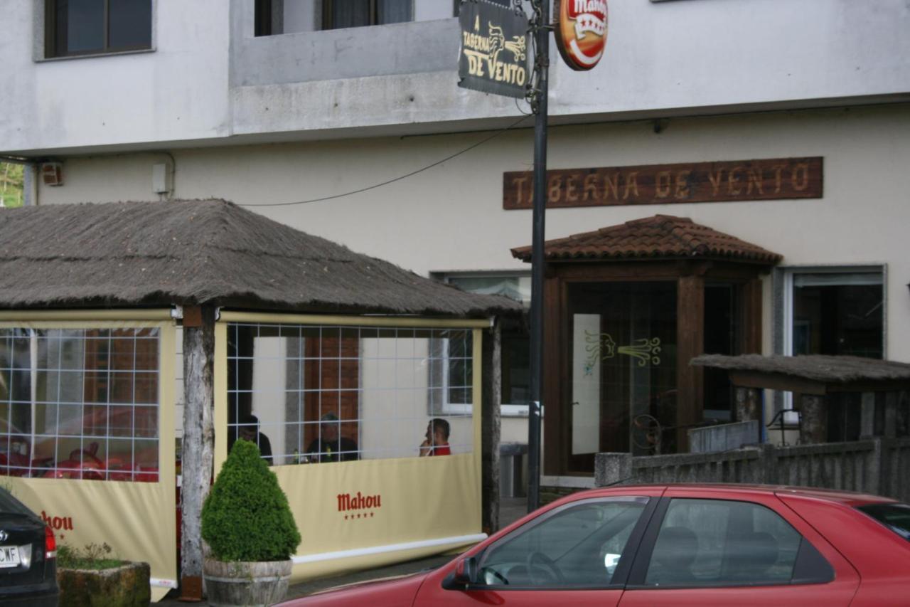 Hotel A Taberna De Vento Lalín Zewnętrze zdjęcie