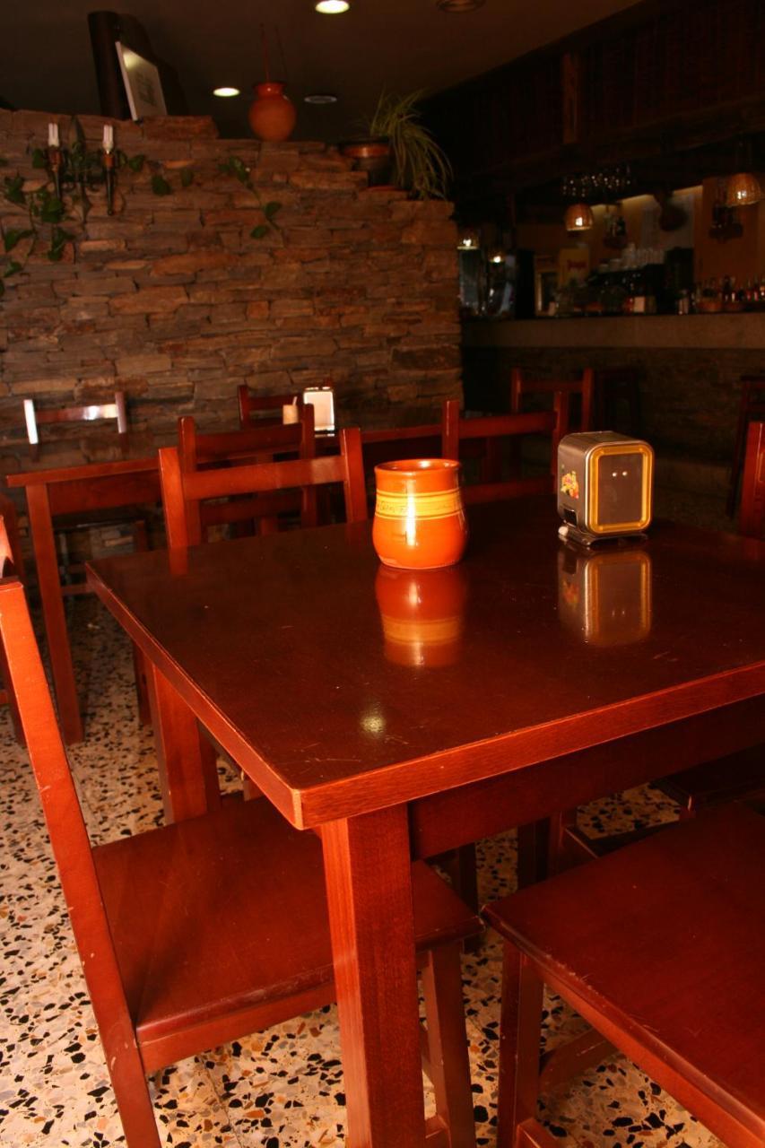 Hotel A Taberna De Vento Lalín Zewnętrze zdjęcie