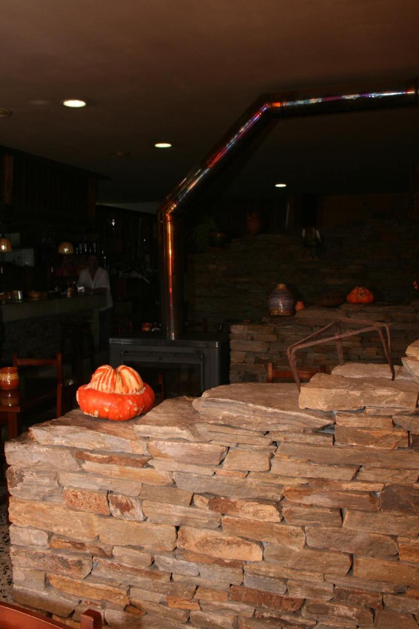 Hotel A Taberna De Vento Lalín Zewnętrze zdjęcie
